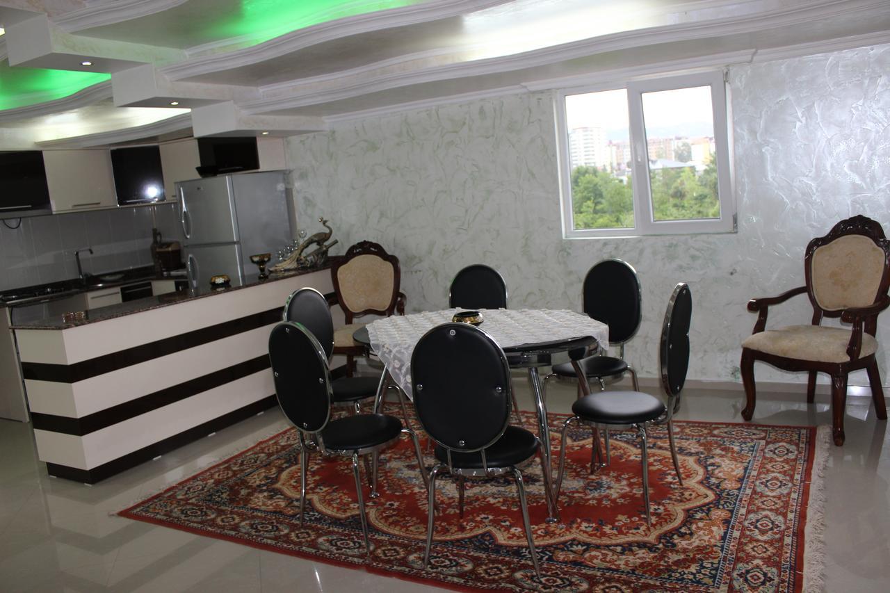 באטומי Gama Palace מראה חיצוני תמונה